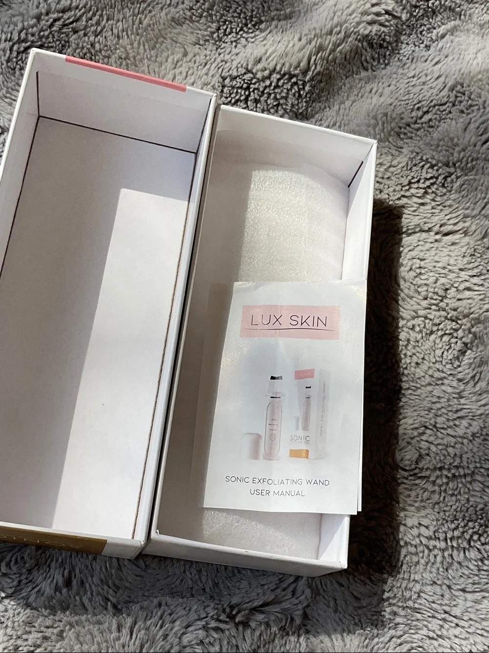 Sonic Exfoliating Wand — White